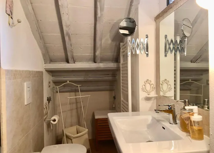 Fontegirasole - A Fontanaro * Paciano