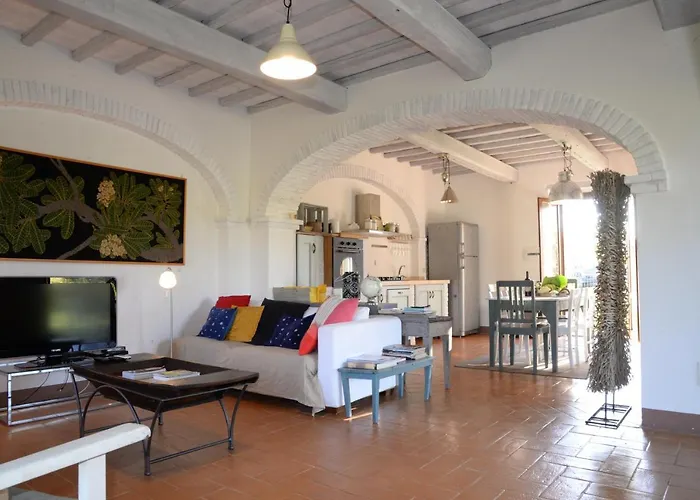 Fontegirasole - A Fontanaro Paciano