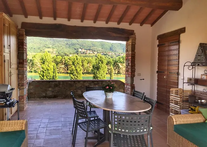 Fontegirasole - A Fontanaro Paciano